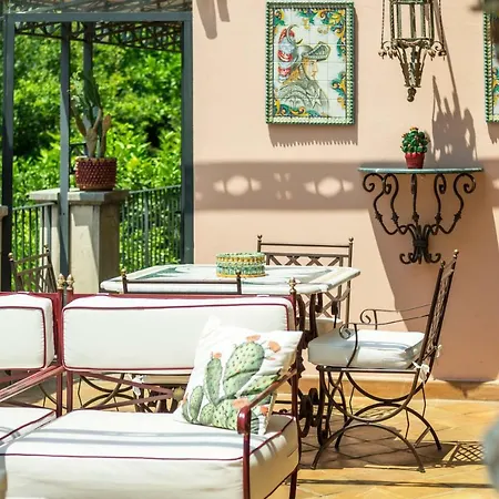 Relais 147 - Luxury Bed and Breakfast 3*